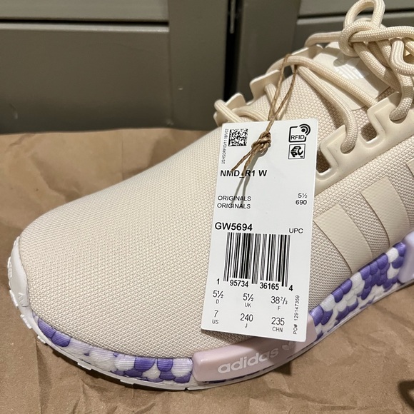 Adidas NMD R1 - Picture 5 of 5